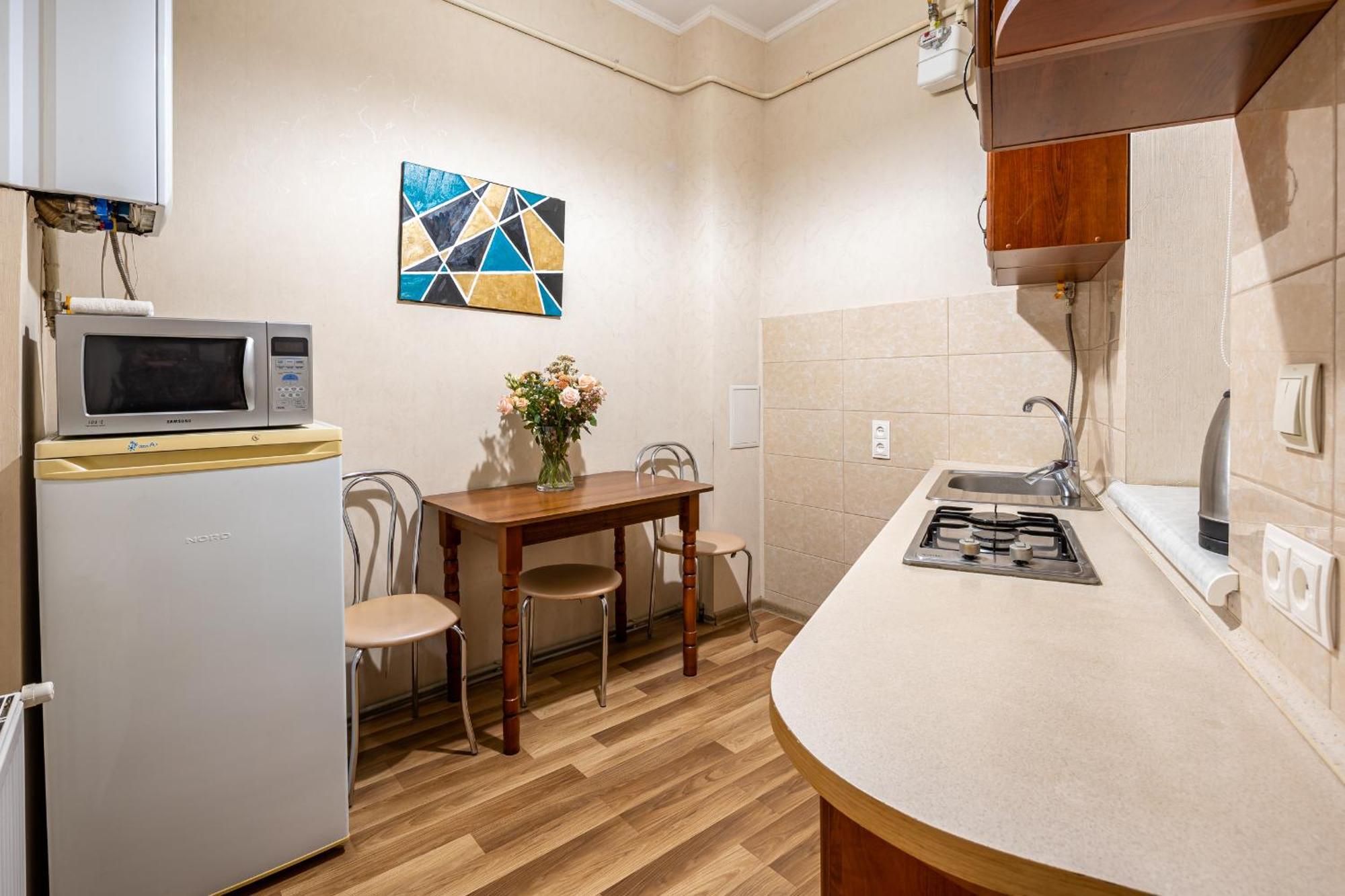 Apartment On Virmens'Ka Street Lviv Exterior photo